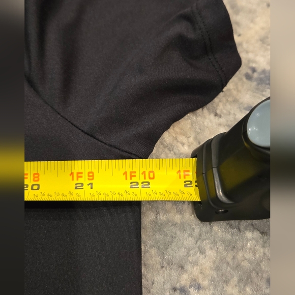 Lnwot Men's Large black all in motion tshirt. Dryfit type but thicker. - Picture 6 of 8